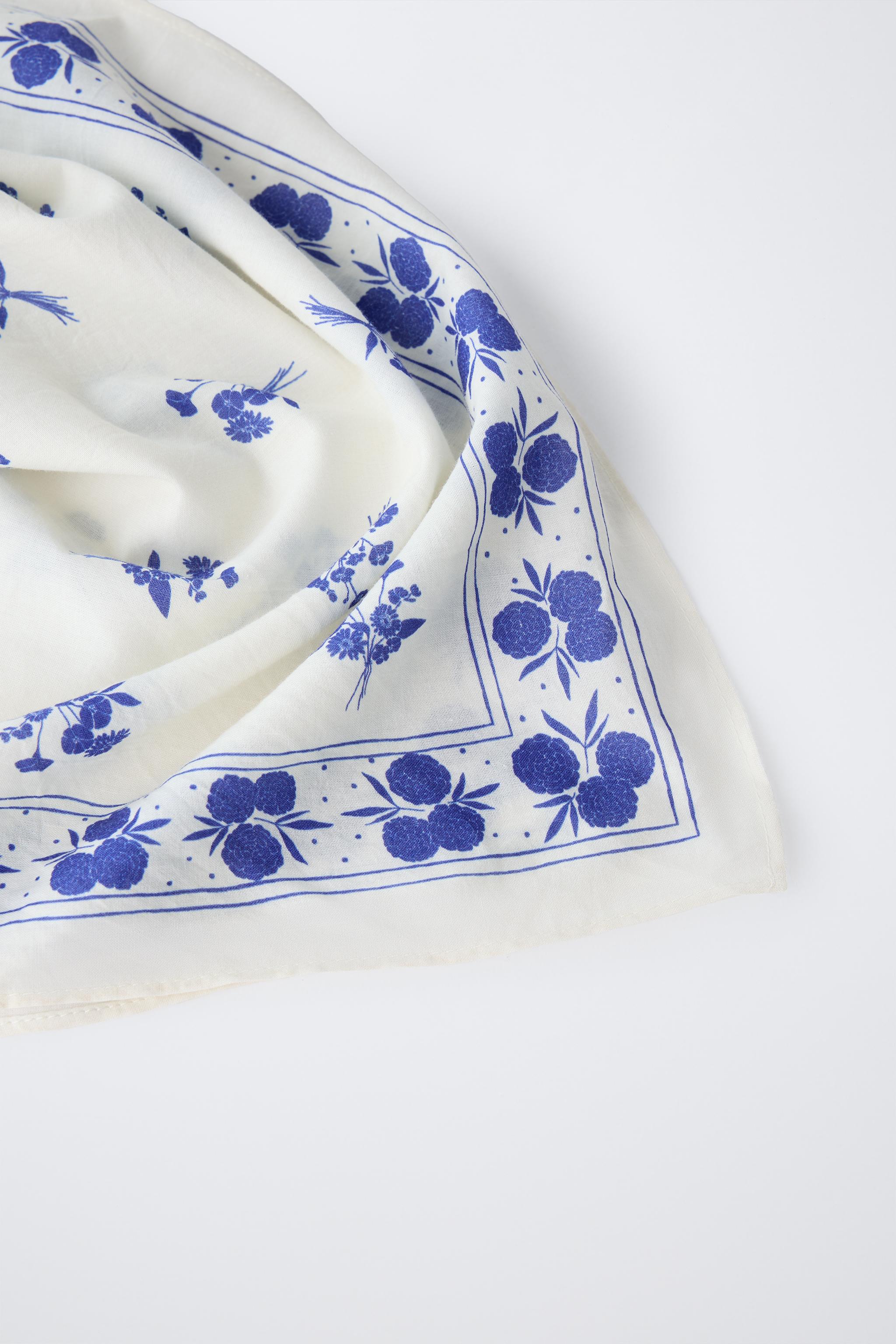 SQUARE FLORAL BANDANA